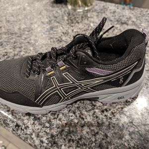 Asics women's running shoes